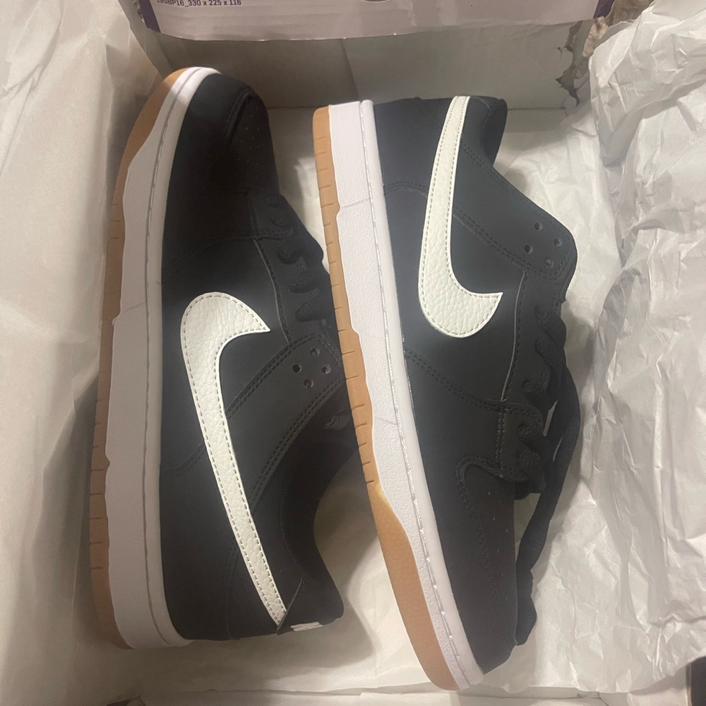 Nike SB Dunk Low Pro Black and White with Gum Sole - Picture 7 of 8